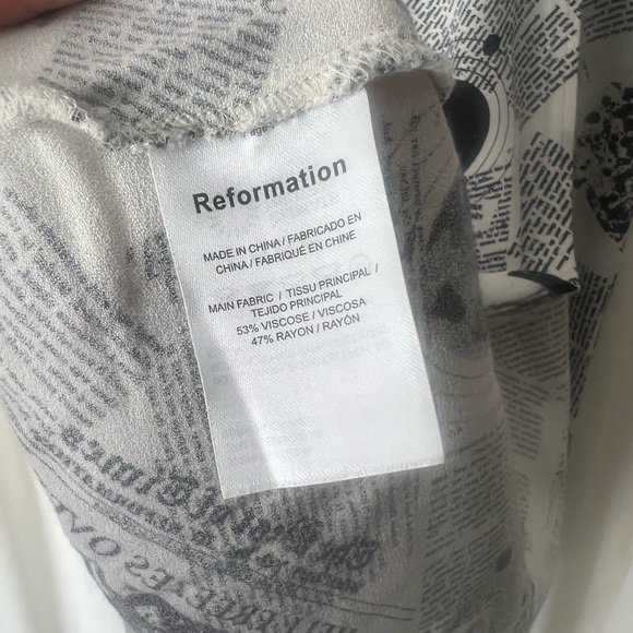 REFORMATION Sigmund Newsprint Midi Dress 6 - Picture 10 of 10